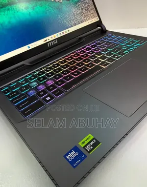 New Laptop MSI Vector 16 HX AI A2XWIG 32GB Intel Core Ultra 7 SSD 512GB