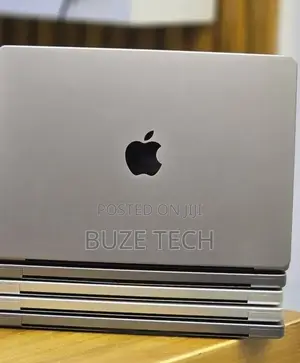 New Laptop Apple MacBook Pro 2021 M1 16GB Apple M1 Pro SSD 512GB