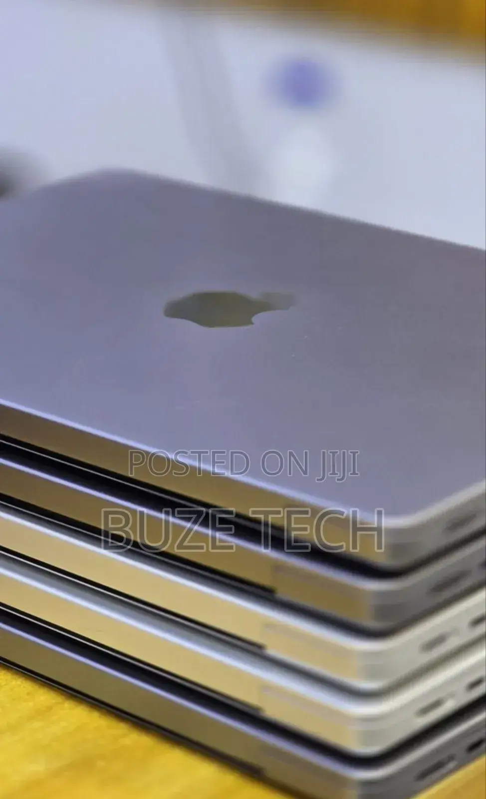 New Laptop Apple MacBook Pro 2021 M1 16GB Apple M1 Pro SSD 512GB