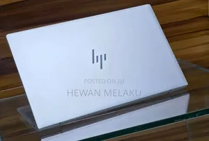 New Laptop HP Envy 14 8GB Intel Core i5 SSD 256GB