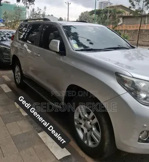 Toyota Land Cruiser Prado 2013 Silver
