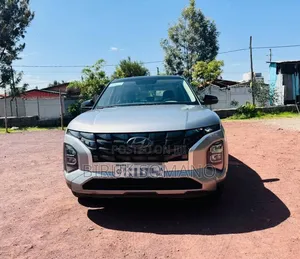 Hyundai Creta 2023 Silver