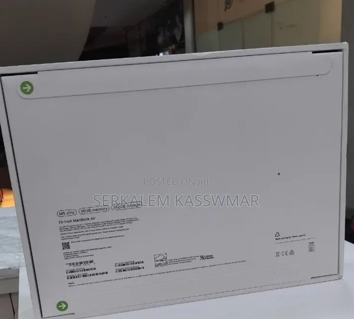 New Laptop Apple MacBook Air 2026 M5 16GB Apple M5 SSD 512GB