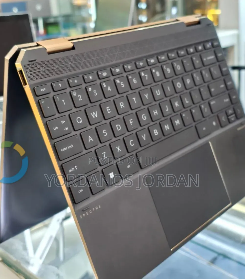 New Laptop HP Spectre X360 16GB Intel Core i7 SSD 512GB