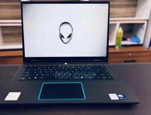 New Laptop Dell Allenware M15 R5 16GB Intel Core Ultra 9 SSD 1T