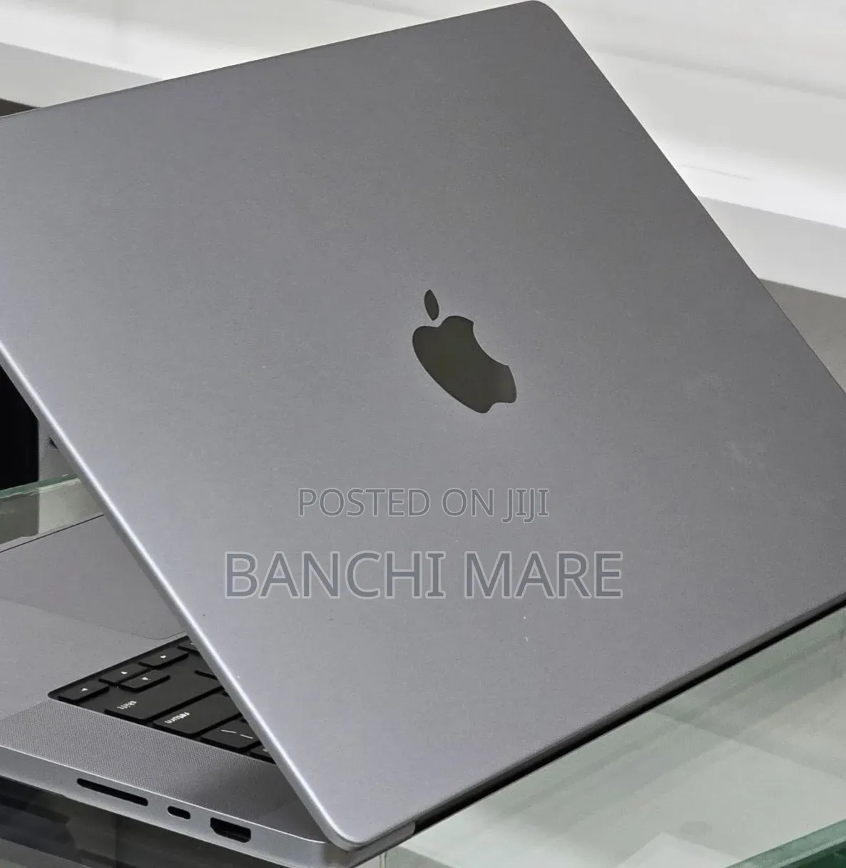 New Laptop Apple MacBook Pro 2021 M1 32GB Apple M1 Max SSD 512GB