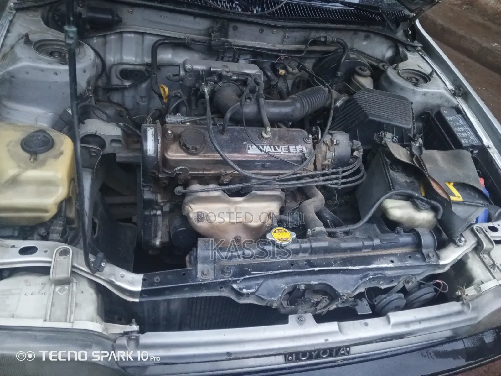 Toyota Corolla 1990 Silver