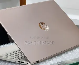 New Laptop HP Pavilion 15 8GB Intel Core i5 SSD 512GB