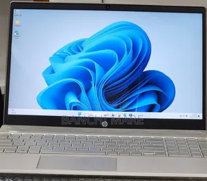 New Laptop HP Pavilion 15 8GB Intel Core i5 SSD 512GB