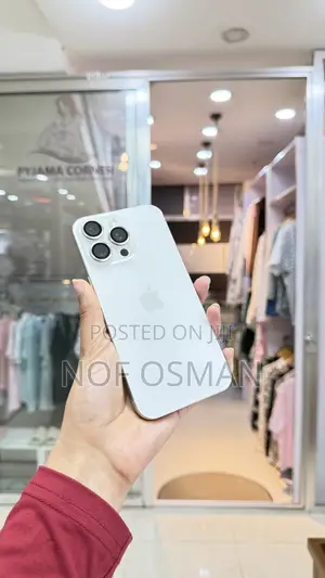 Apple iPhone 15 Pro Max 256 GB White