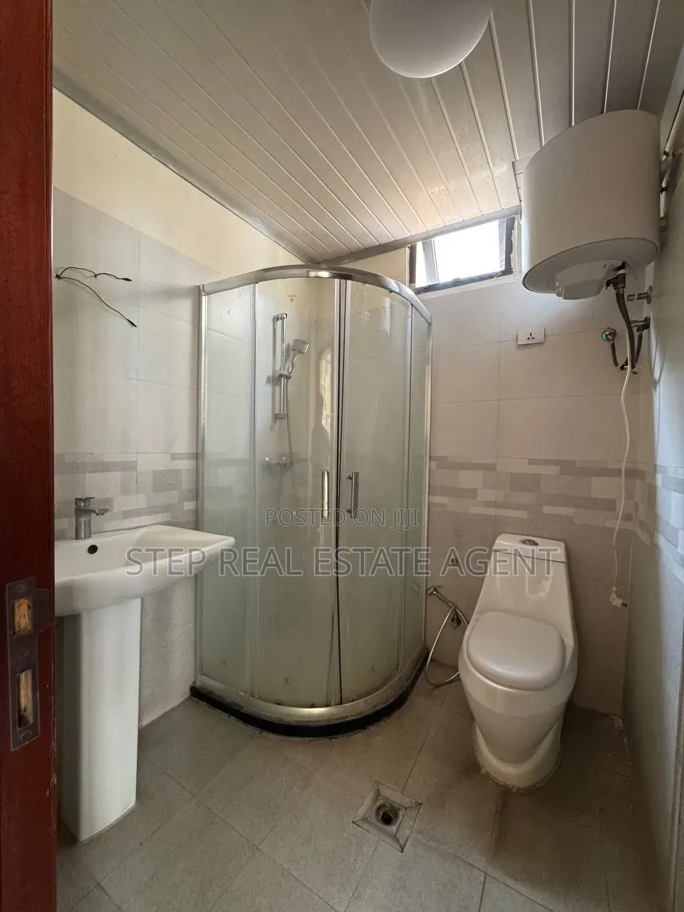3bdrm Villa in Summit, Bole for sale