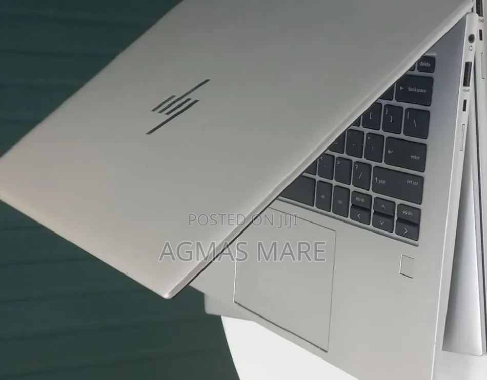 New Laptop HP EliteBook 840 G10 16GB Intel Core i7 SSD 512GB