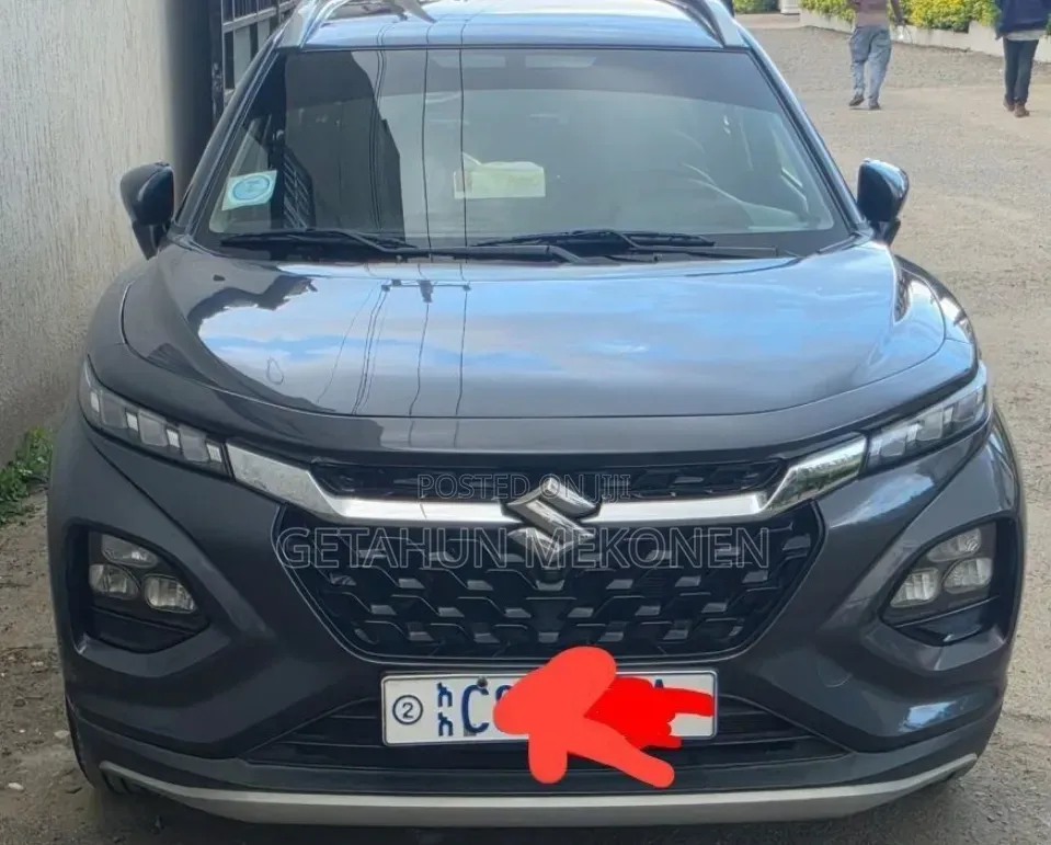 Suzuki Fronx 2025 Gray