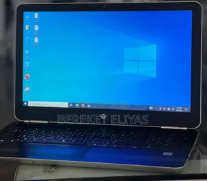 Laptop HP Pavilion 13 8GB Intel Core i5 HDD 1T