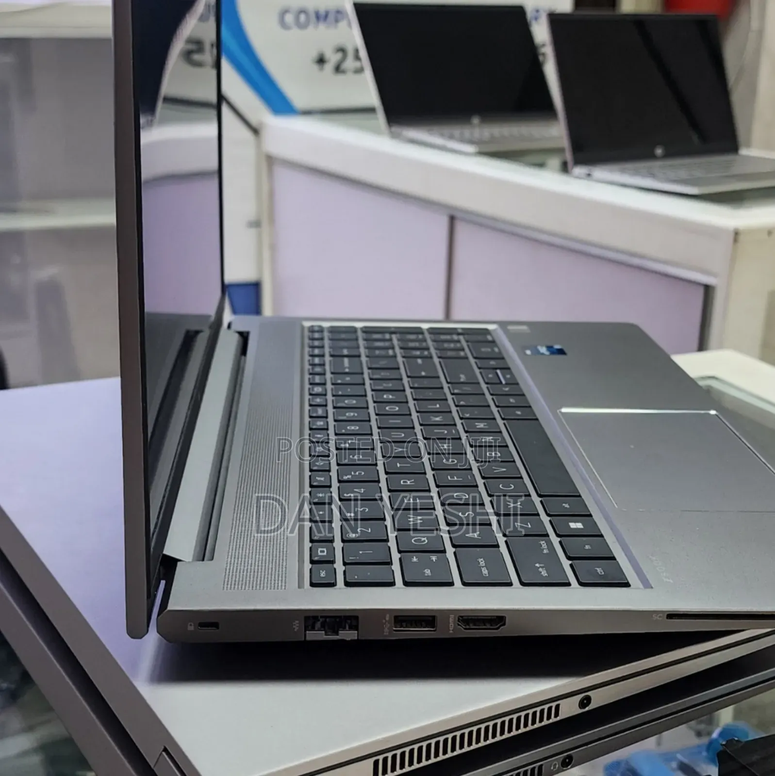 New Laptop HP ZBook 15 32GB Intel Core i9 SSD 512GB
