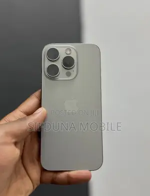 Apple iPhone 15 Pro 128 GB Silver