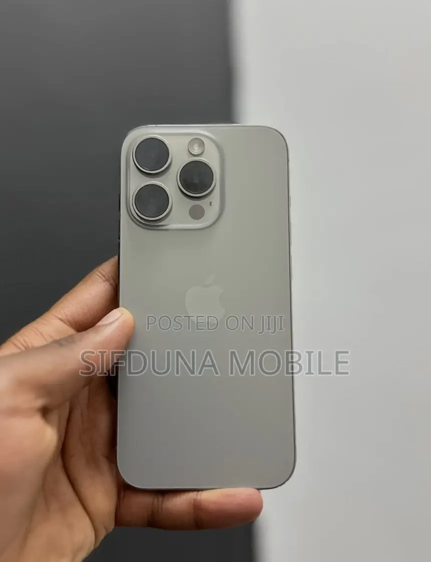 Apple iPhone 15 Pro 128 GB Silver