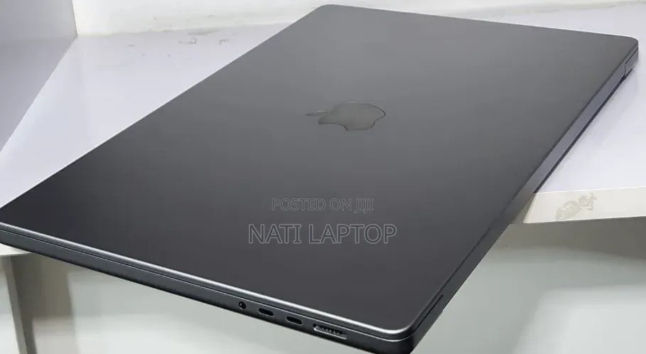 New Laptop Apple MacBook Pro 2021 M1 32GB Apple M1 Pro SSD 512GB