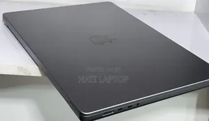 New Laptop Apple MacBook Pro 2021 M1 32GB Apple M1 Pro SSD 512GB