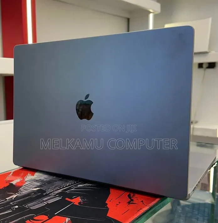 New Laptop Apple MacBook Pro 2021 M1 Max 64GB Apple M1 Max SSD 4T