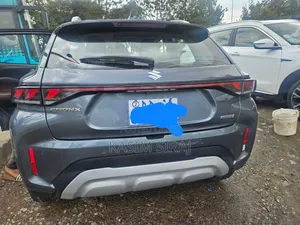 Suzuki Fronx 2025 Gray