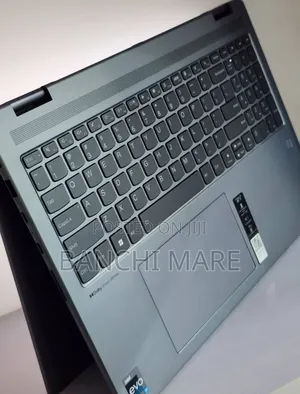 New Laptop Lenovo Yoga 7i 16GB Intel Core i7 SSD 512GB