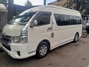 Toyota HiAce 2015 White