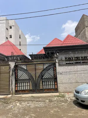 3bdrm Villa in Bole for sale