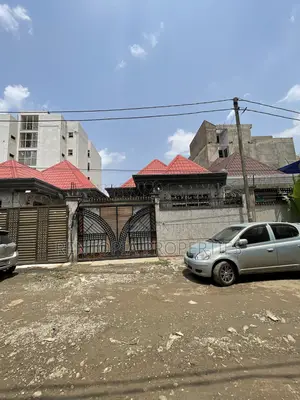 3bdrm Villa in Bole for sale