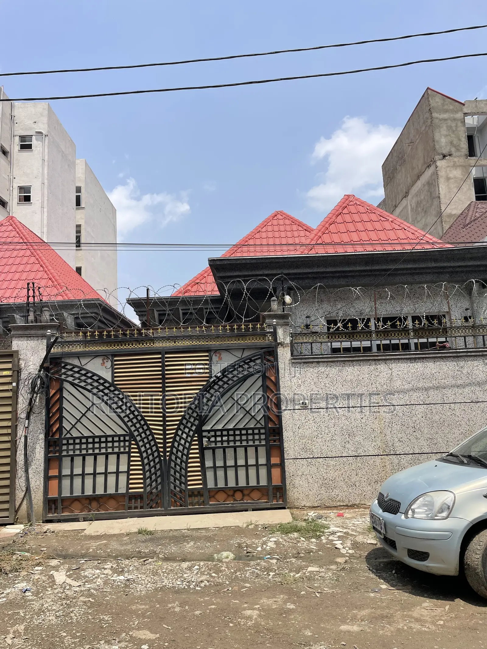 3bdrm Villa in Bole for sale