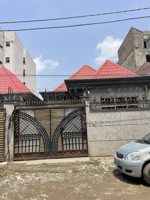 3bdrm Villa in Bole for sale