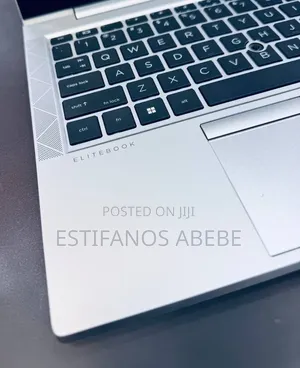 New Laptop HP EliteBook 840 G8 16GB Intel Core i7 SSD 512GB