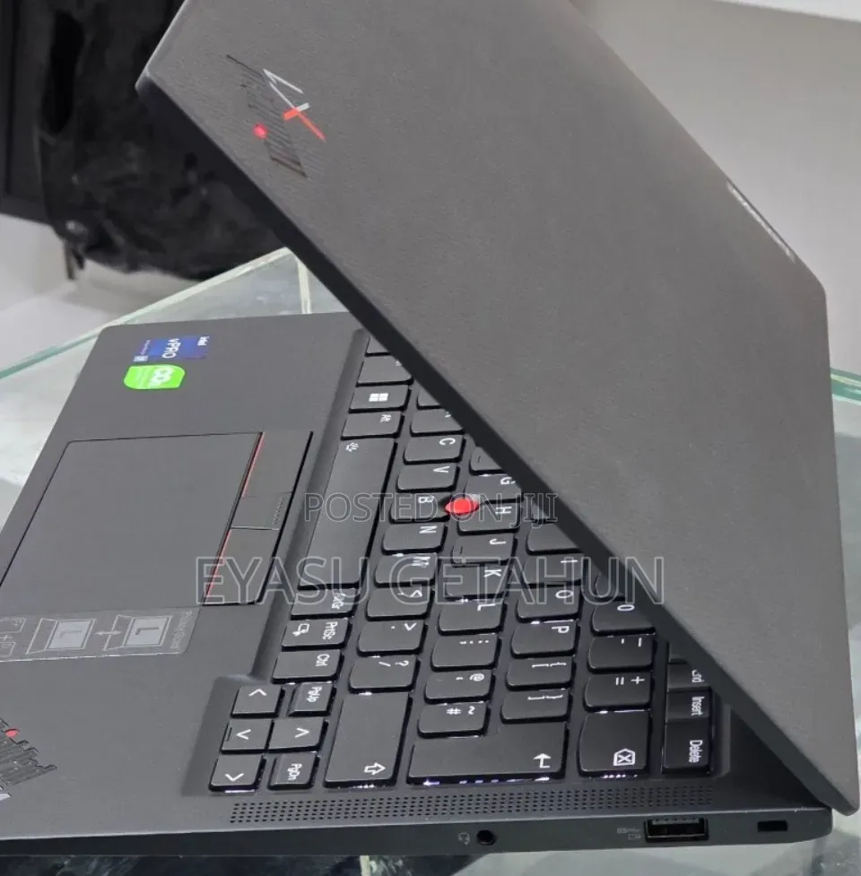 New Laptop Lenovo ThinkPad X1 Carbon 16GB Intel Core i7 SSD 512GB