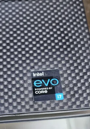 New Laptop Dell XPS 13 16GB Intel Core i7 SSD 512GB