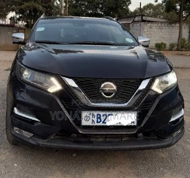 Nissan Qashqai 2018 Brown