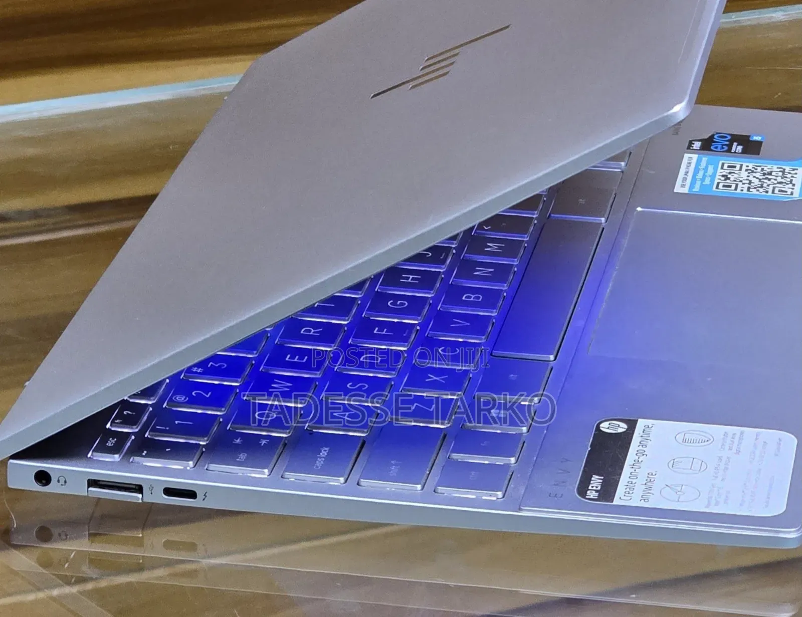 New Laptop HP Envy 14 8GB Intel Core i5 SSD 256GB