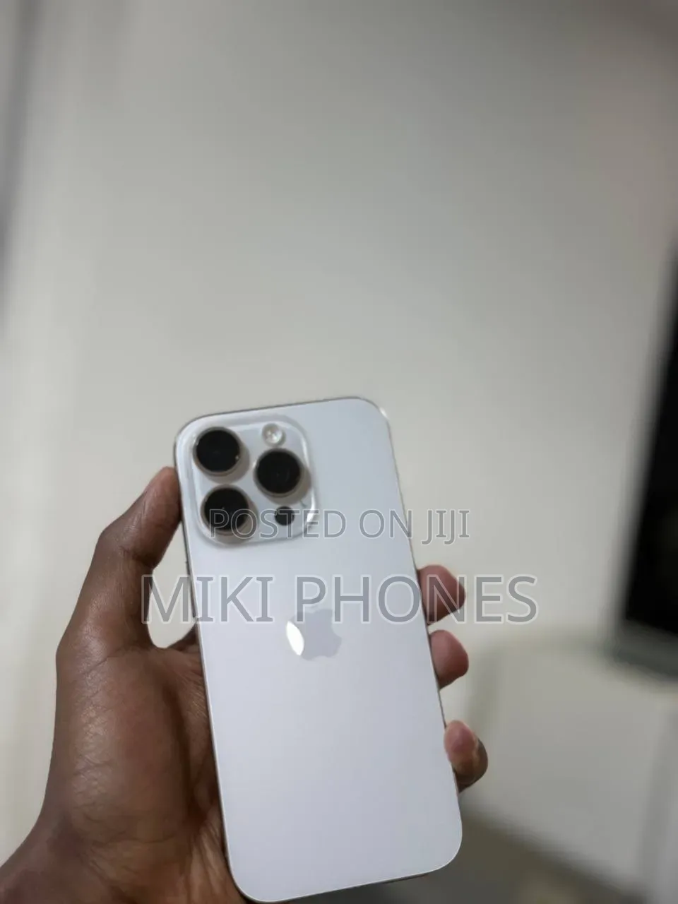 New Apple iPhone 16 Pro 128 GB White