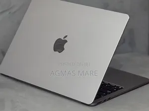 New Laptop Apple MacBook Air 2022 M2 8GB Apple M2 SSD 256GB