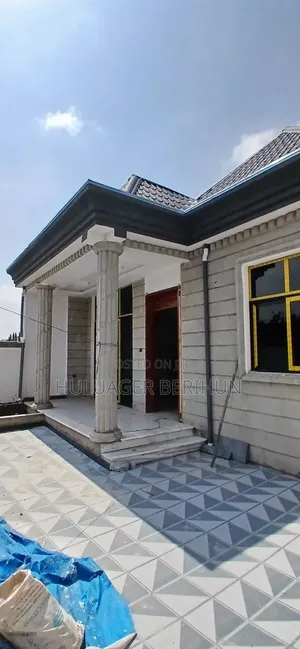 Furnished 3bdrm Villa in Akaky Kaliti for sale