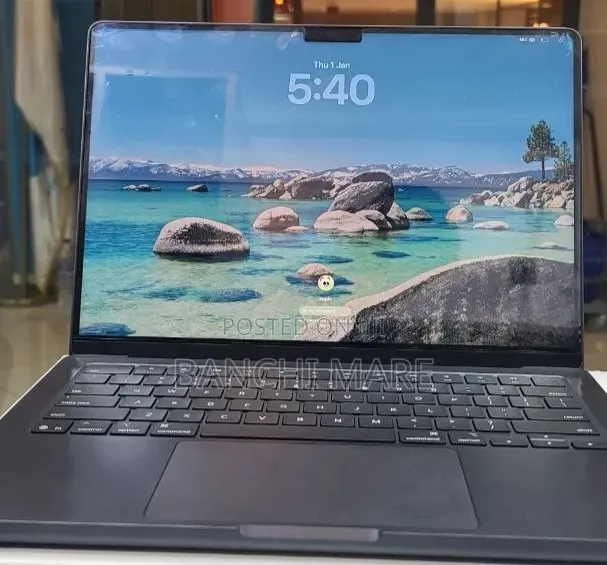 New Laptop Apple MacBook Pro 16GB Apple M5 SSD 512GB