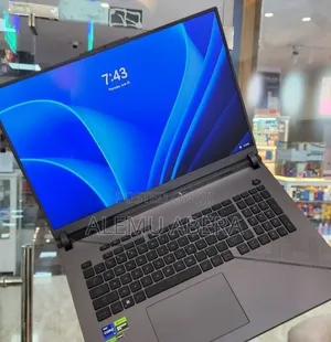 New Laptop Asus ROG Strix G18 32GB Intel Core i9 SSD 2T