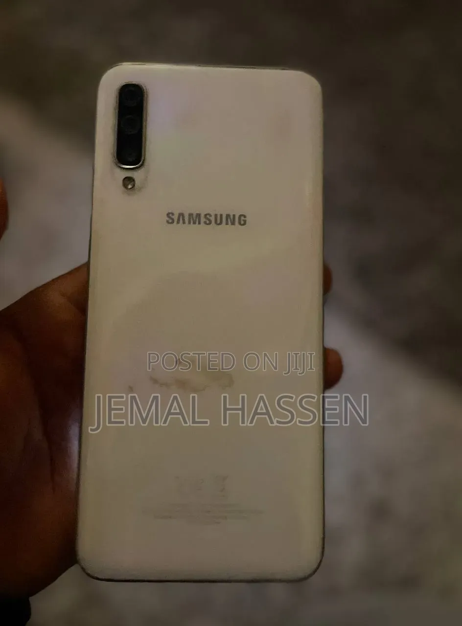Samsung Galaxy A50 128 GB White