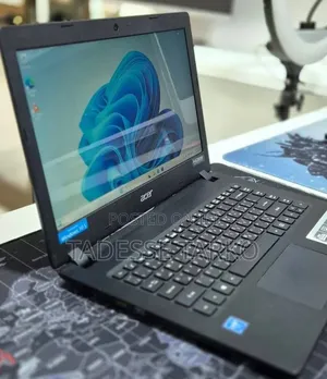 New Laptop Acer Aspire 3 4GB Intel Core 2 Quad SSD 60GB