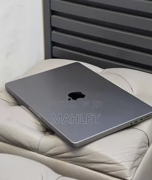 New Laptop Apple MacBook Pro 2021 M1 32GB Intel Core i9 SSD 512GB