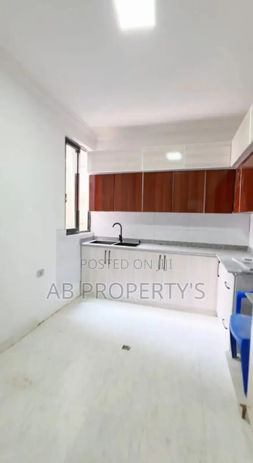 Furnished 3bdrm Apartment in ለቡ ሙዚቃ ሰፈር, Nifas Silk-Lafto for sale