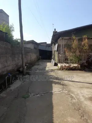 3bdrm House in Nifas Silk-Lafto for sale