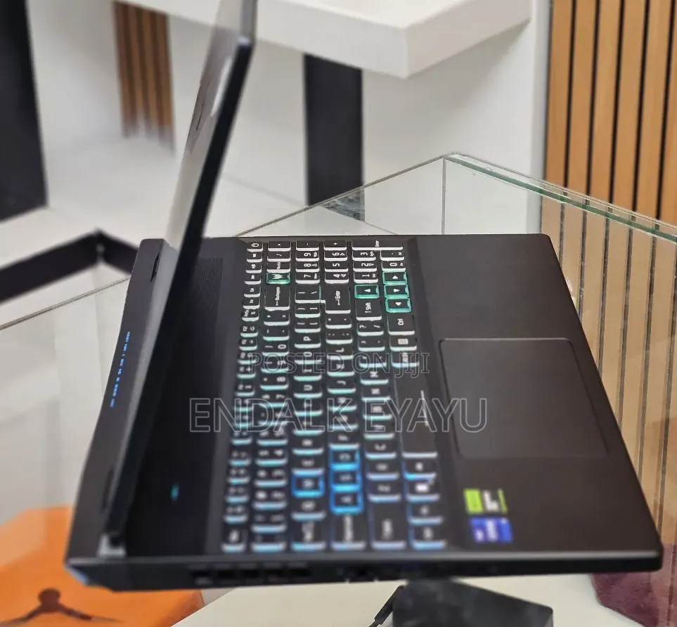 New Laptop Acer Predator Helios 300 16GB Intel Core i9 SSD 1T