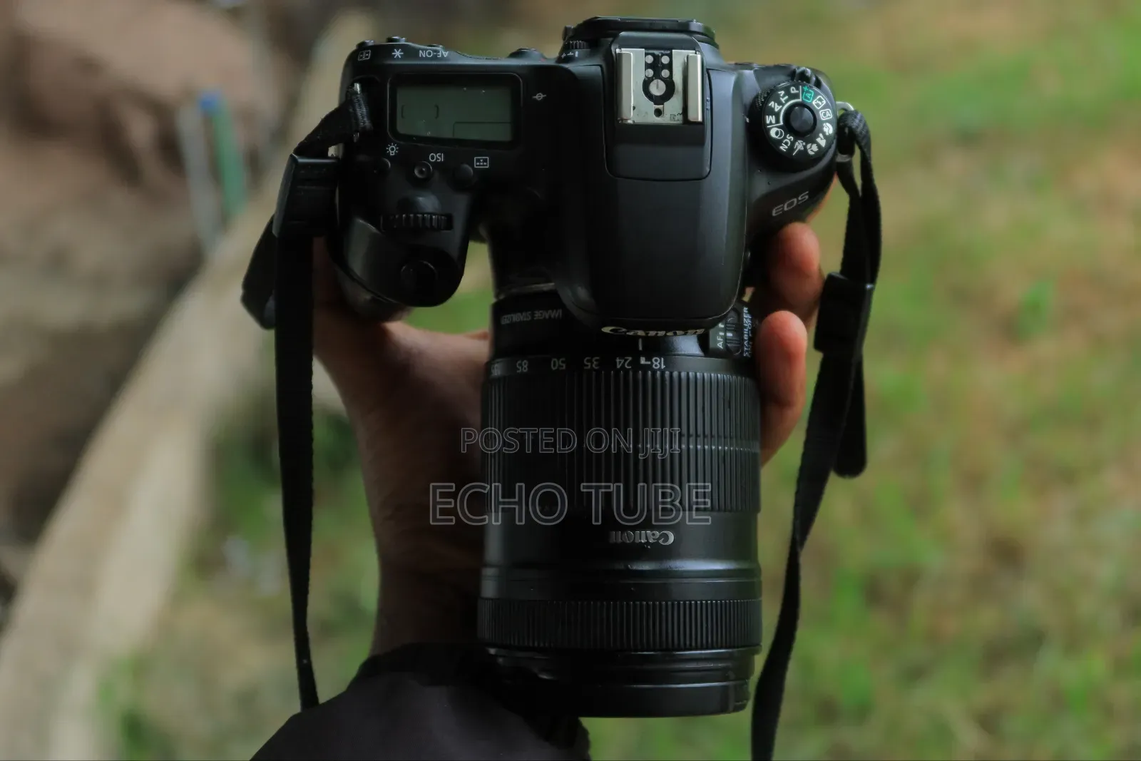 Canon 77d With 18-135 Mm Lens