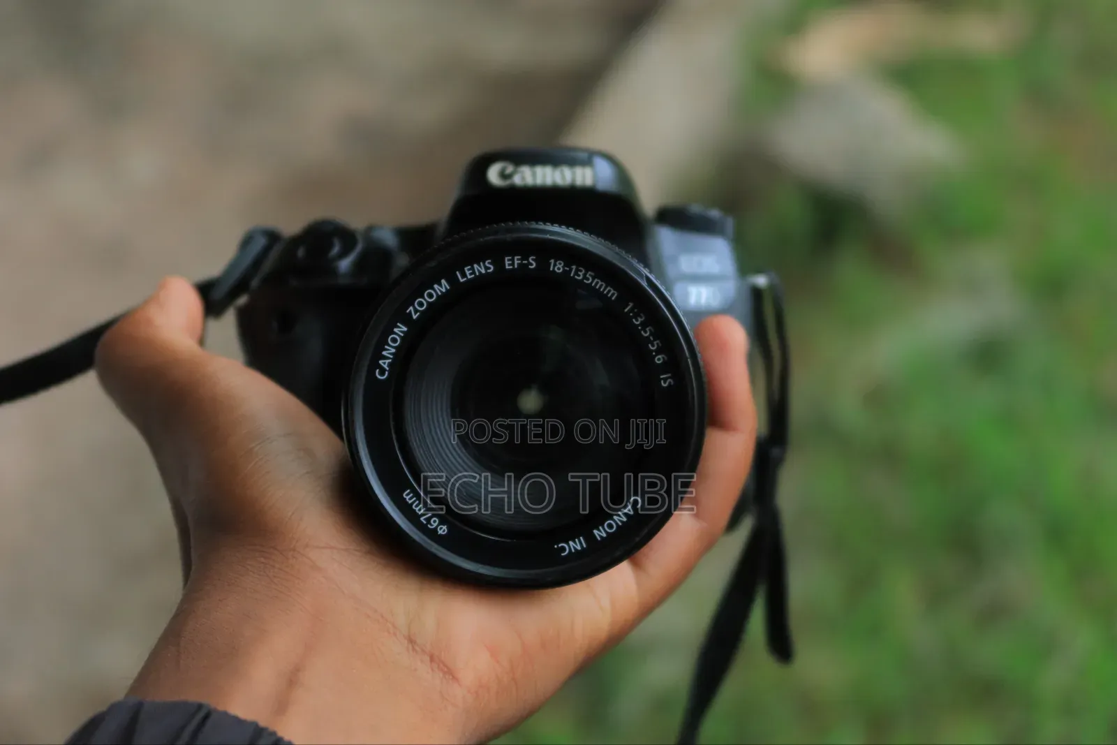 Canon 77d With 18-135 Mm Lens
