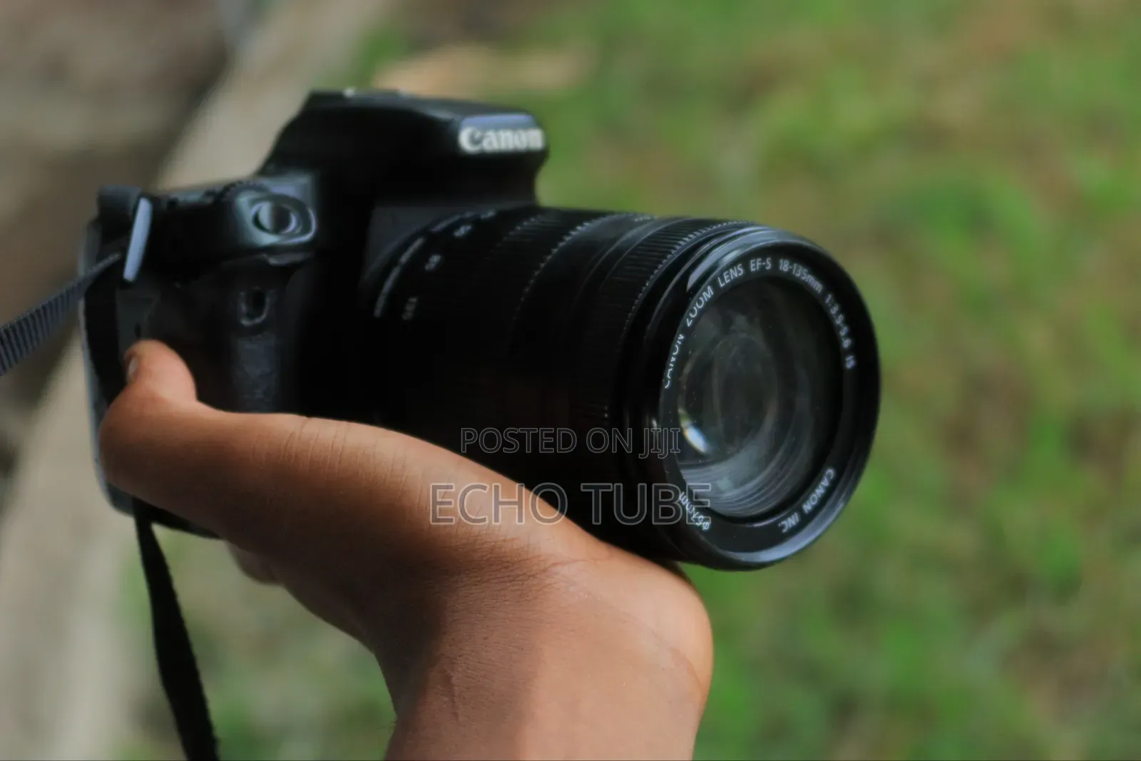 Canon 77d With 18-135 Mm Lens